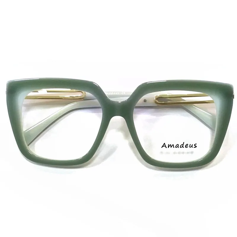 Amadeus A9055AMADEUS C1